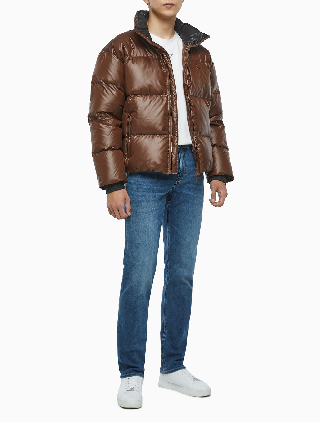 Buy 남녀공용 글로시 숏 푸퍼 in color DARK BROWN