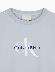 Buy 여성 모노로고 프렌치테리 릴렉스핏 스웻셔츠 in color LIGHT BLUE