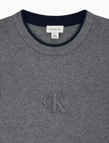 Buy 남성 엠보스드 로고 크루넥 스웨터 in color MEDIUM GREY HEATHER