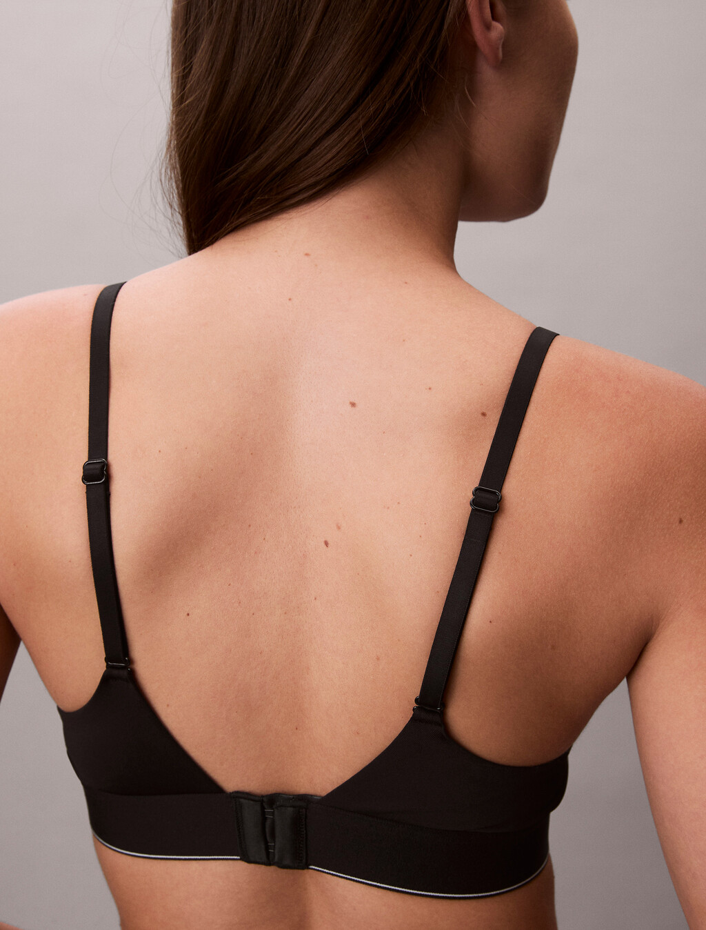 Buy 여성 CK 그래픽 AF 푸쉬업 브라 in color BLACK