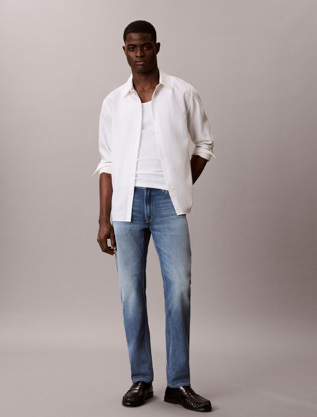 Buy [37.5 Denim Technology] 남성 슬림핏 트레일블레이즈 진 in color Mid blue