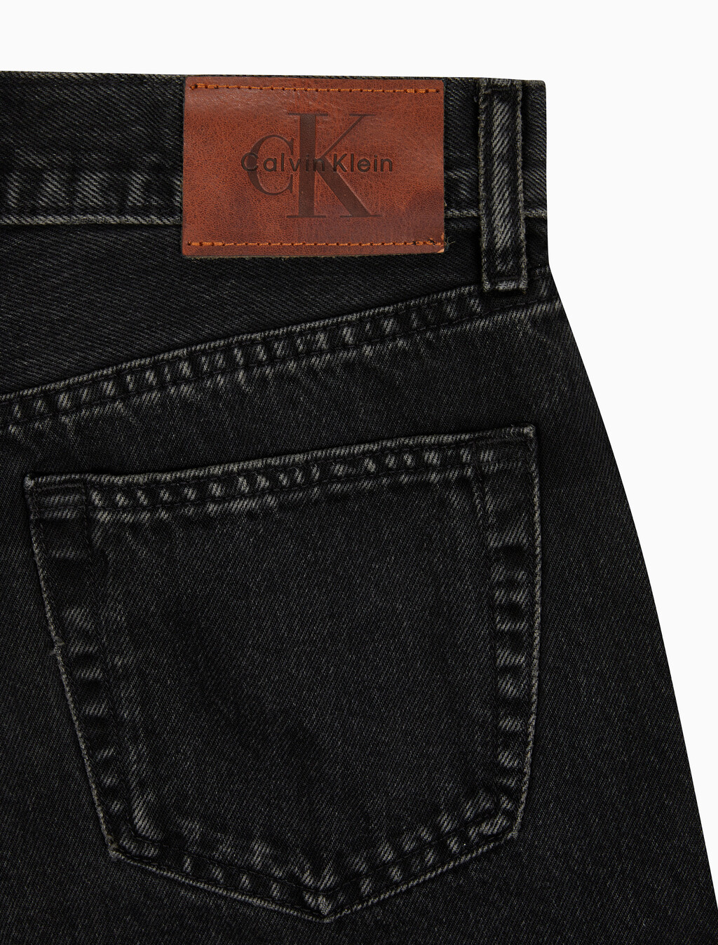 Buy 여성 시그니쳐 90's 3인치 데님 쇼츠 in color CK ESSENTIAL BLACK