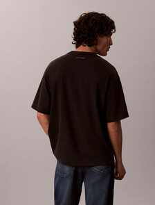 Buy 애시드 워시 그래픽 티 in color BLACK