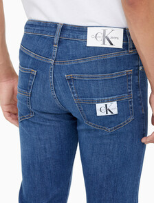 Buy 남성 슬림 스트레이트핏 다크 블루 크롭 데님 in color BLUE BLACK HANGER LOOP