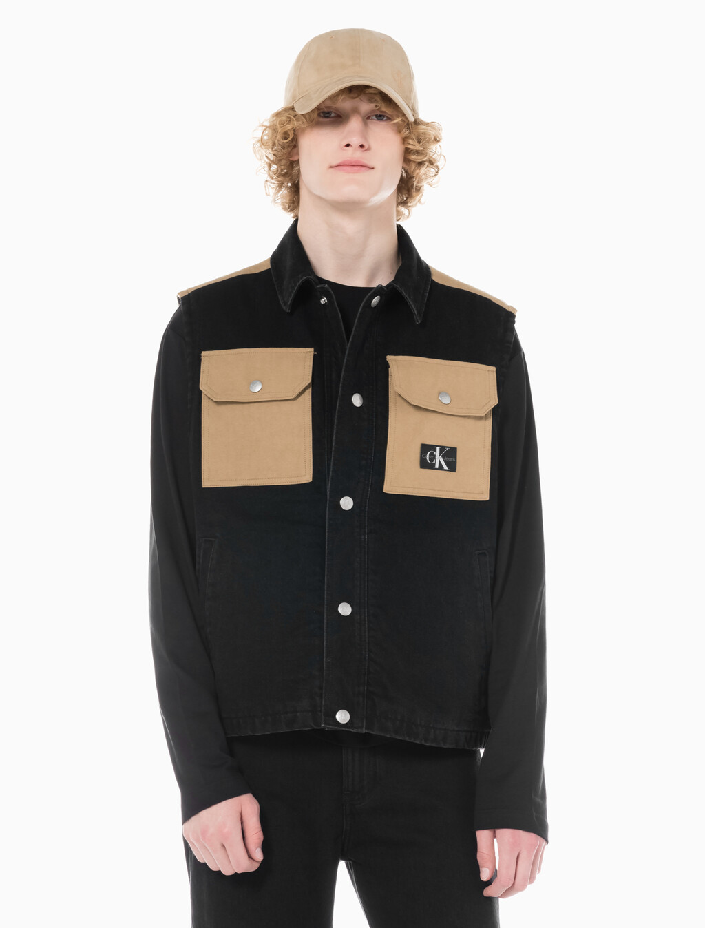 Buy 남성 캔버스 포켓 데님 베스트 in color WASHED BLACK LOGO LACE