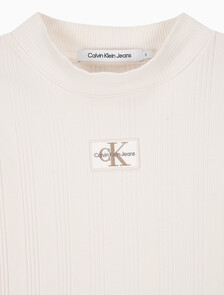 Buy 여성 모노그램 로고 뱃지 립 슬림핏 반팔 티셔츠 in color WHITE