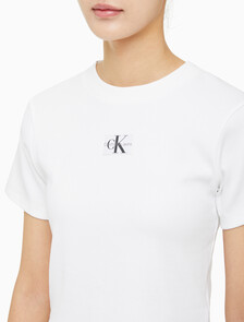 Buy 여성 로고 뱃지 크롭 반팔 티셔츠 in color BRIGHT WHITE
