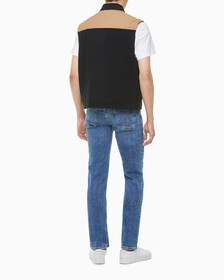 Buy 남성 캔버스 포켓 데님 베스트 in color WASHED BLACK LOGO LACE