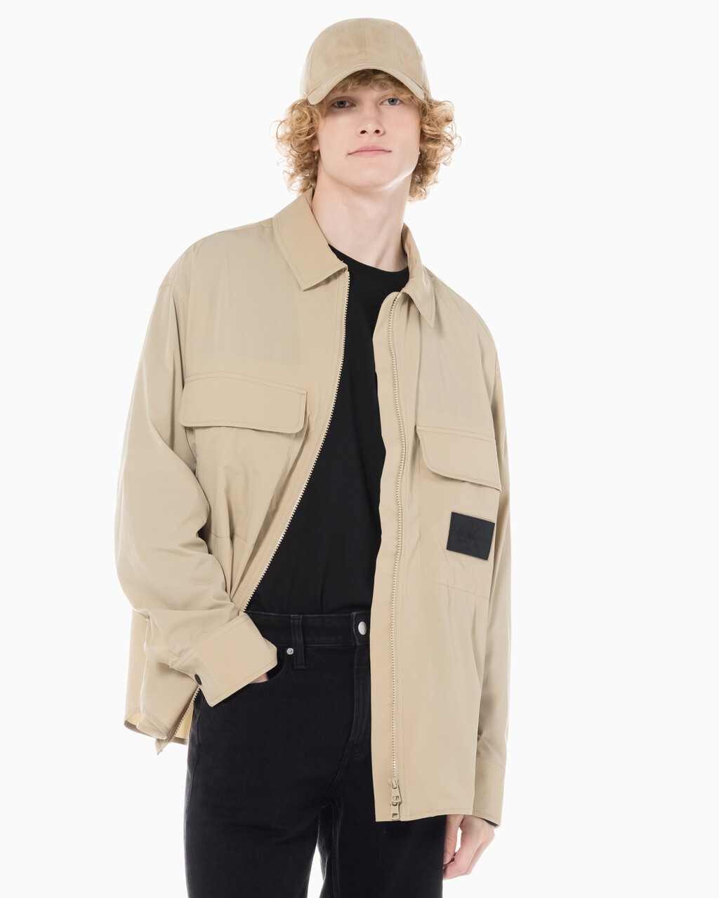 Buy 남성 오버사이즈핏 프리미엄 에센셜 집업 셔츠 in color TRAVERTINE