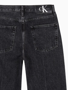 Buy 남성 뉴와이드핏 블랙 데님 in color WASHED BLACK LOGO LACE