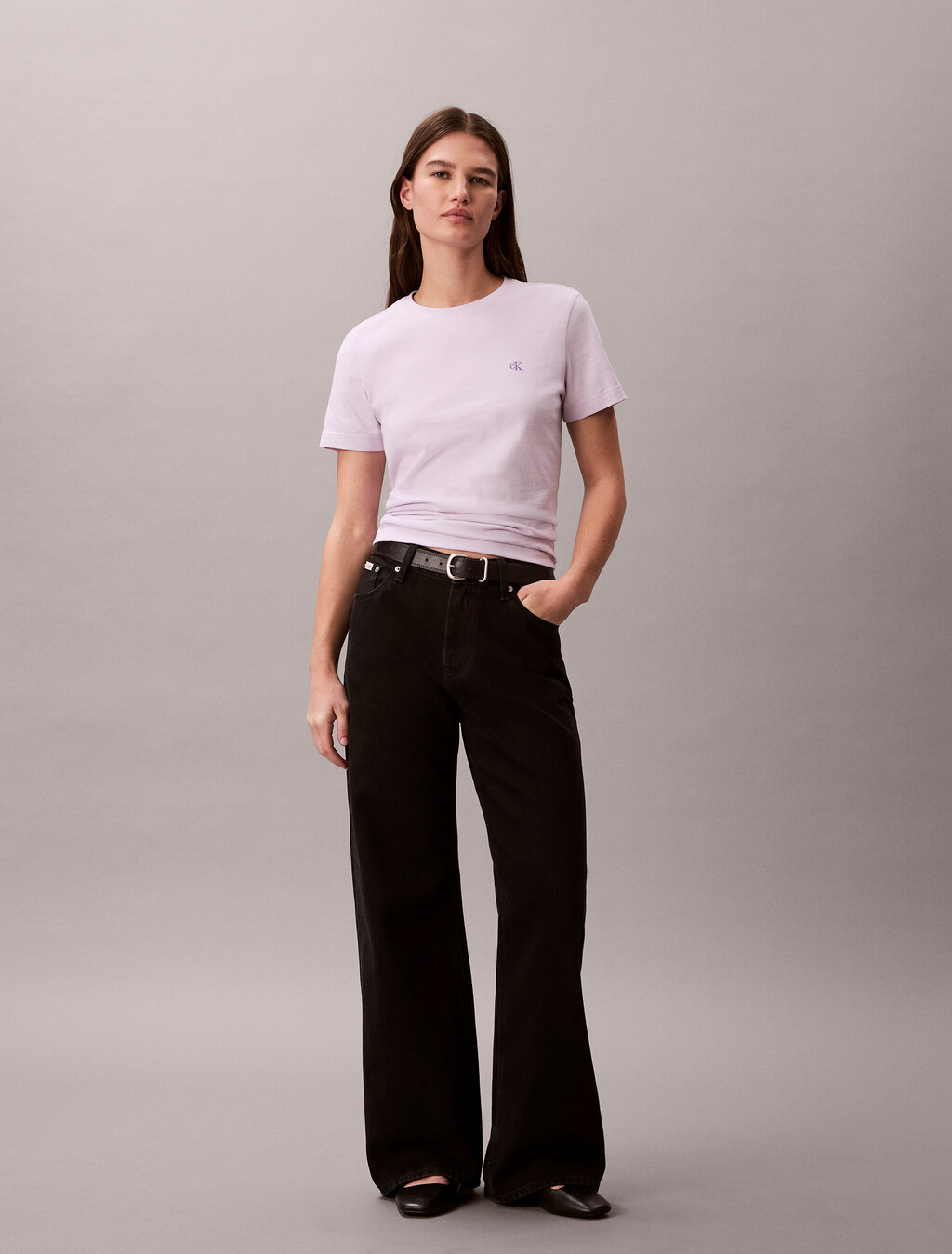 Buy 여성 모노그램 크루넥 티 in color Light Pink