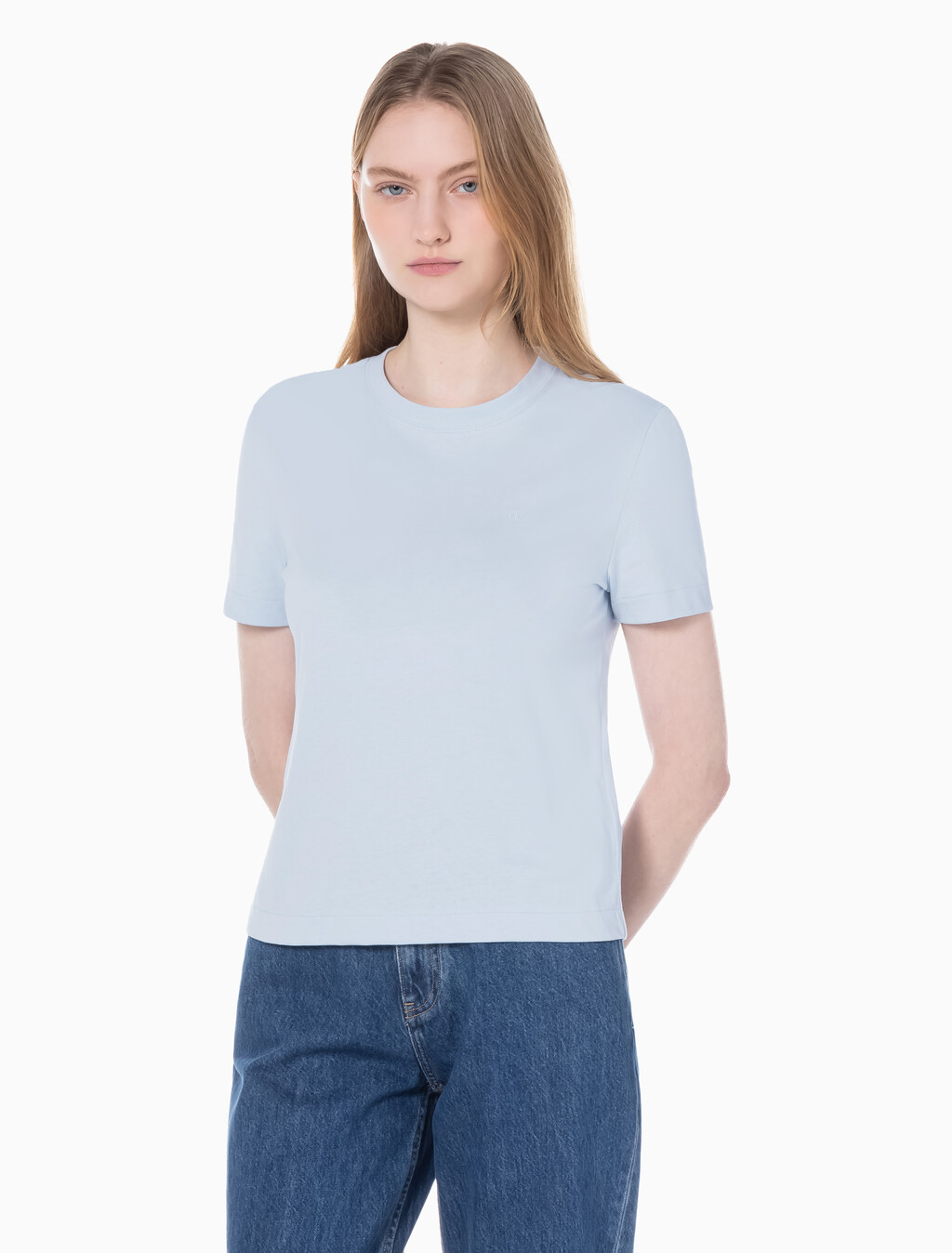 Buy 여성 릴렉스핏 아카이브 로고 크루넥 반팔 티셔츠 in color LIGHT BLUE