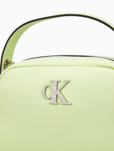 Buy 여성 CKJ 텍스쳐 카메라백 in color EXOTIC MINT