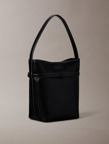 Buy 여성 버클 미디움 버킷 백 in color BLACK