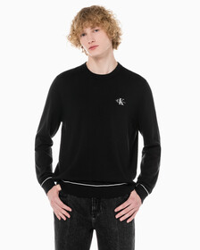 Buy 남성 에센셜 크루넥 스웨터 in color CK BLACK