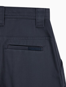 Buy 여성 유틸리티 캔버스 카고 팬츠 in color NAVY