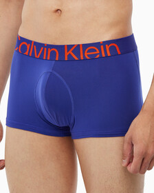 Buy 남성 퓨쳐쉬프트 마이크로 로우라이즈 트렁크 in color SPECTRUM BLUE/SPICY ORANGE