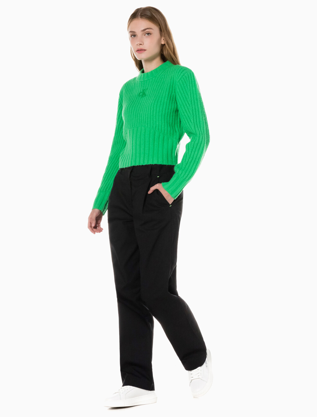 Buy 여성 폴드 반드 치노 팬츠 in color CK BLACK