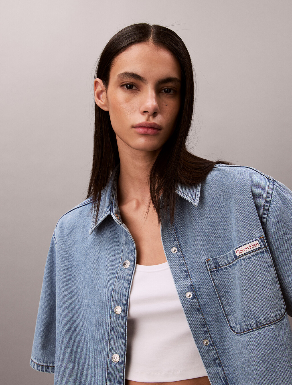 Buy 여성 박시 크롭 데님 셔츠 in color Mid blue