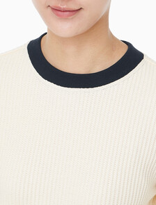 Buy 여성 L/S 와플 티셔츠 in color White