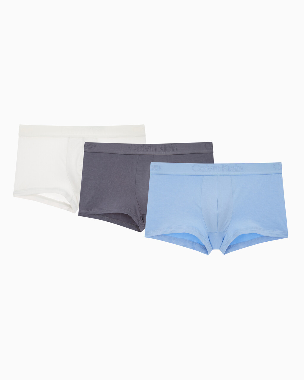 Buy 남성 CK 블랙 로우라이즈 트렁크 3PK in color BEL AIR BLUE, VAPOROUS GREY, RABBIT