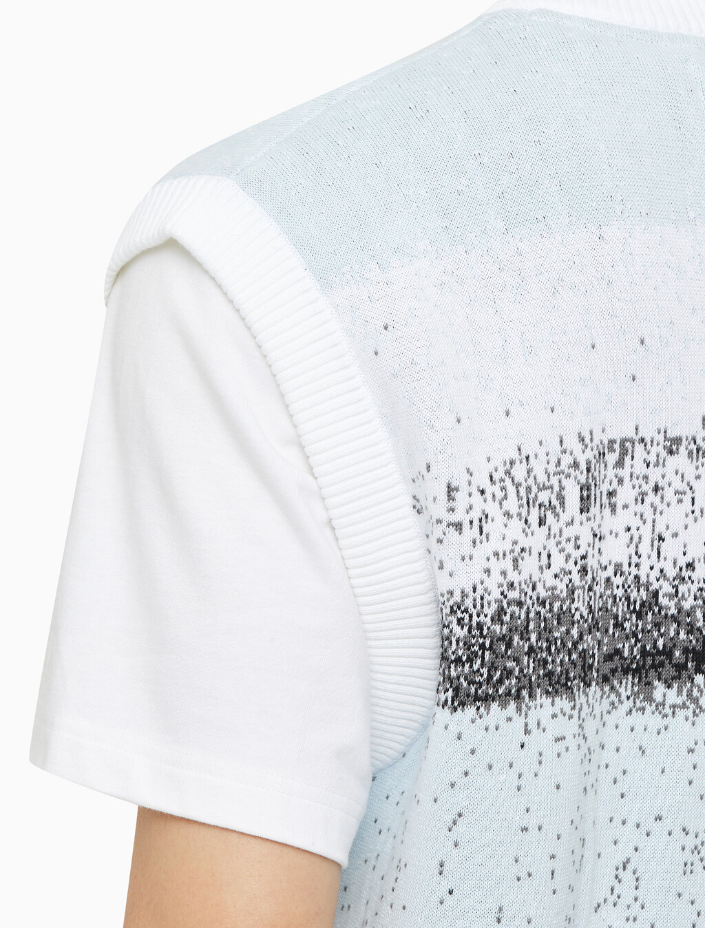 Buy 남성 릴렉스핏 스프레이 스웨터 베스트 in color TIE DYE AOP