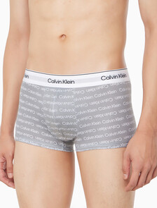 Buy 남성 아이콘 코튼 스트레치 마이크로 로우 라이즈 트렁크 in color Grey