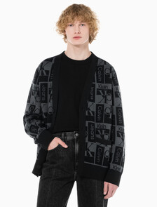 Buy 남성  릴렉스 핏 AOP 로고 스웨터 가디건 in color CK BLACK