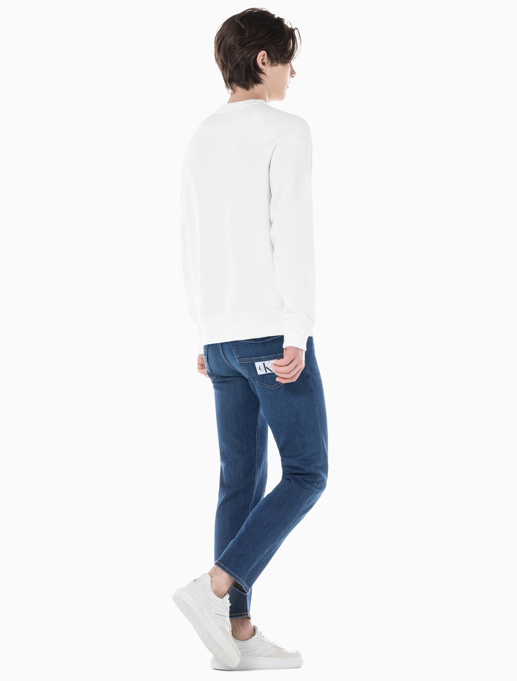 Buy 남성 슬림 스트레이트핏 다크 블루 크롭 데님 in color BLUE BLACK HANGER LOOP