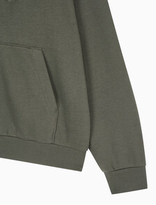 Buy 남성 아카이브 로고 플리스 후드 집업 in color CHARCOAL