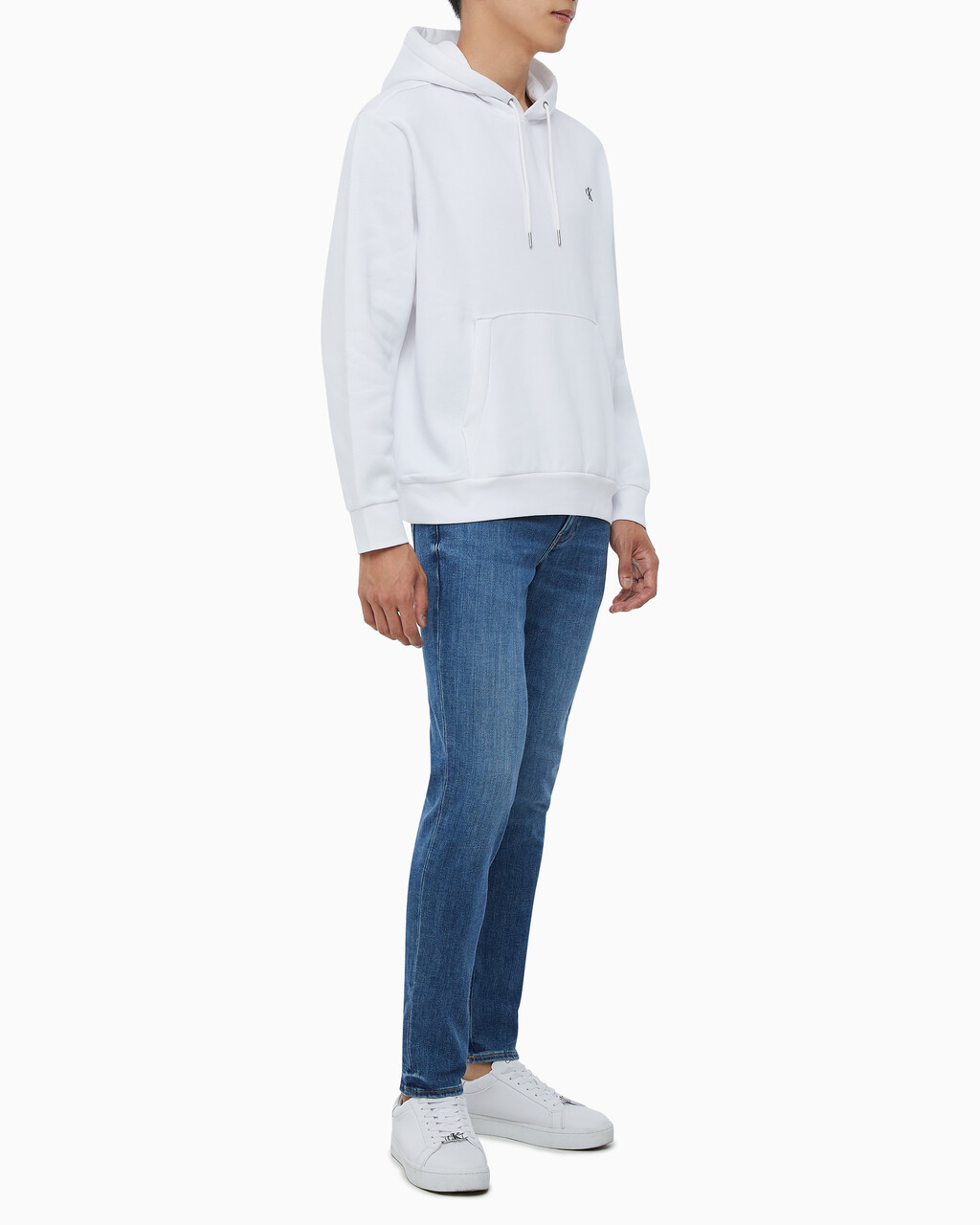Buy 남성 롱슬리브 아카이브 플리스 후디 in color BRILLIANT WHITE