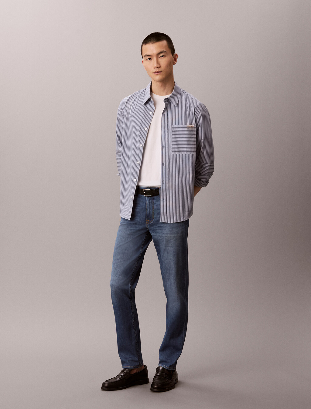 Buy [37.5 Denim Technology] 바디 바이 스트레치 진 in color Mid Blue