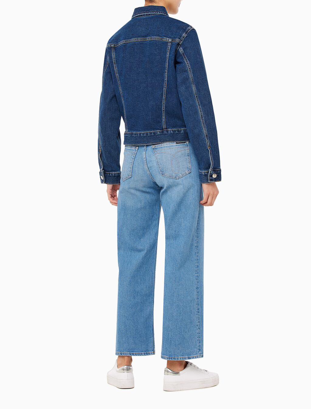 Buy 여성 컴포트 스트레치 클래식 트러커 in color DARK BLUE