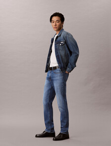 Buy 슬림핏 에코 쿨 진 in color Mid Blue