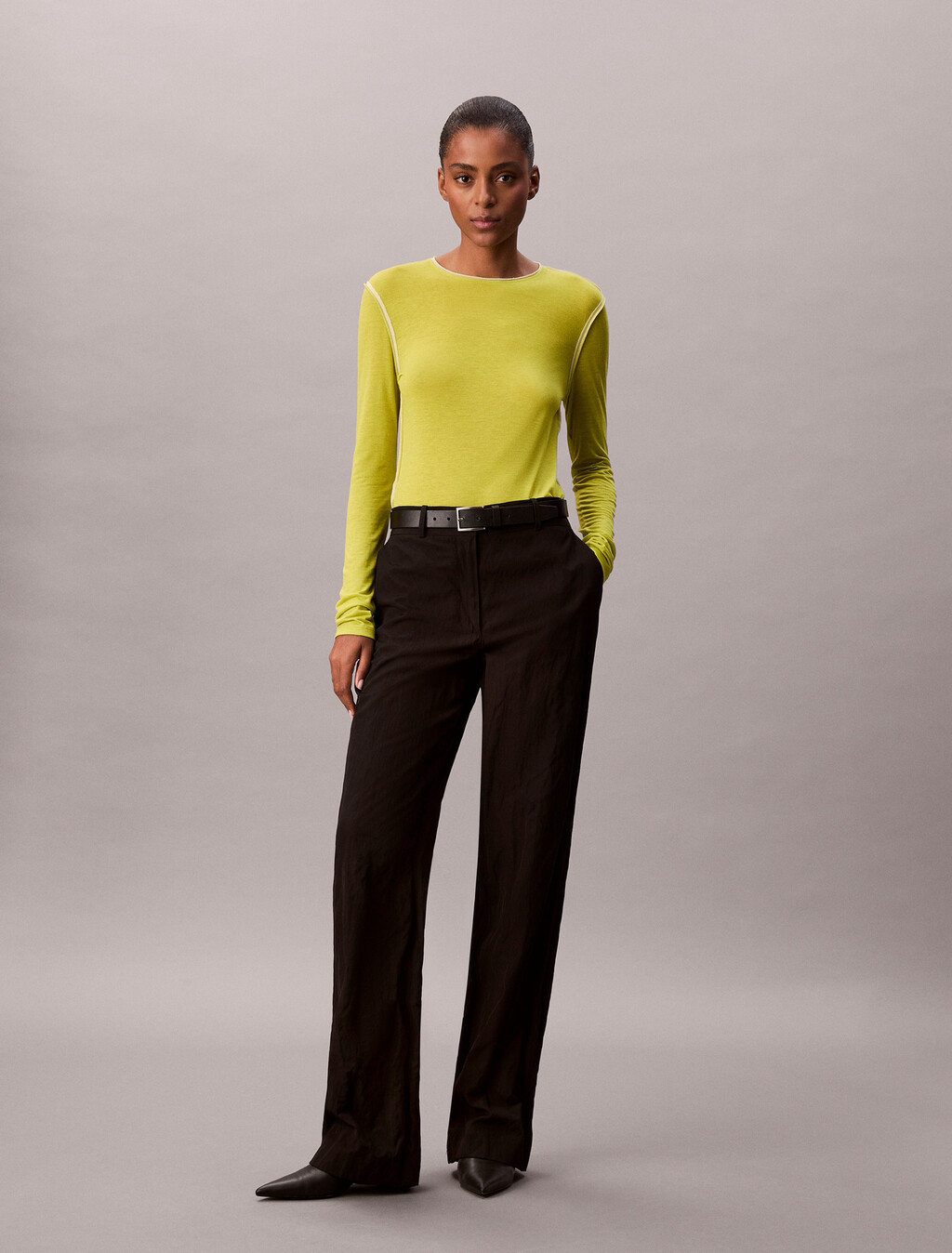 Buy 여성 L/S 쉬어 울 인사이드 아웃 티셔츠 in color yellow