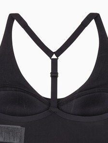 Buy 여성 하이서포트 CK 스포츠 브라 in color BLACK