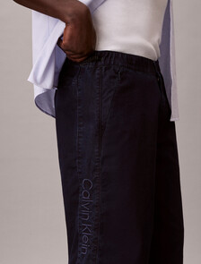 Buy 나일론 사이드 로고 롱 데님 쇼츠 in color Charcoal Grey