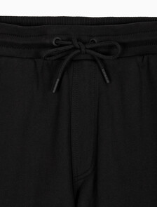 Buy 남성 릴렉스핏 밴딩 카고 스웻팬츠 in color CK BLACK