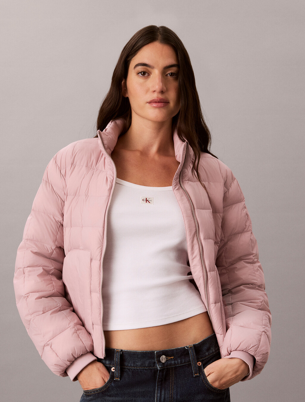 Buy 여성 구스다운 숏 푸퍼 자켓 in color Pink
