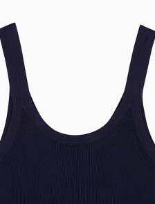 Buy 여성 비스코스 립 탱크 in color BARITONE BLUE