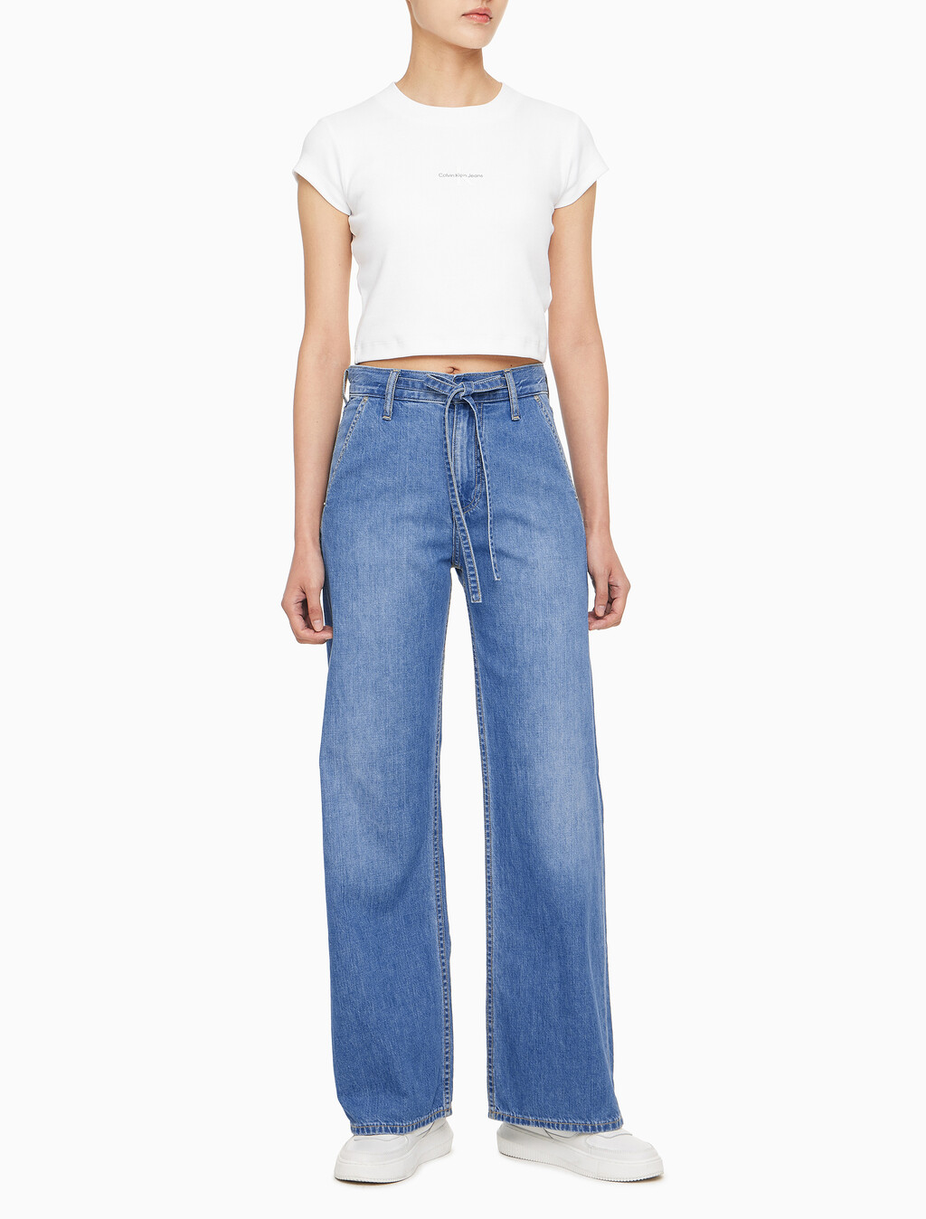 Buy 여성 하이라이즈 와이드핏 미드블루 텐셀 데님 in color MID BLUE BACK EMBRO
