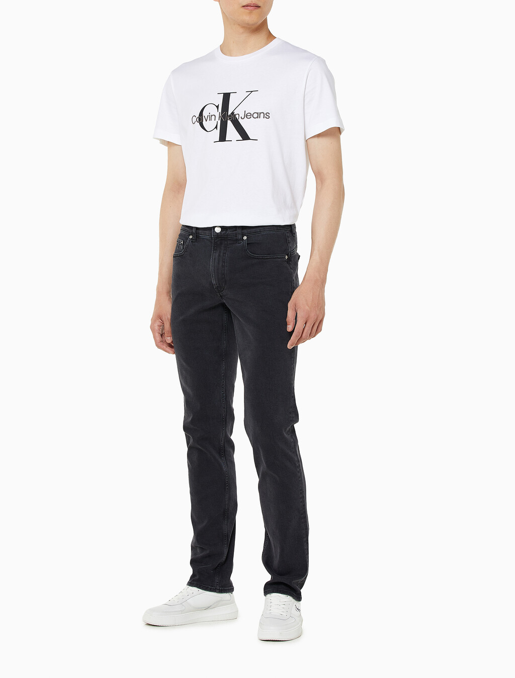 Buy 남성 바디핏 블랙 이탈리안 데님 in color WASHED BLACK LOGO LACE