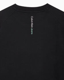 Buy 남성 레귤러핏 오프 플레이스드 모노그램 스웨트 반팔 티셔츠 in color CK BLACK