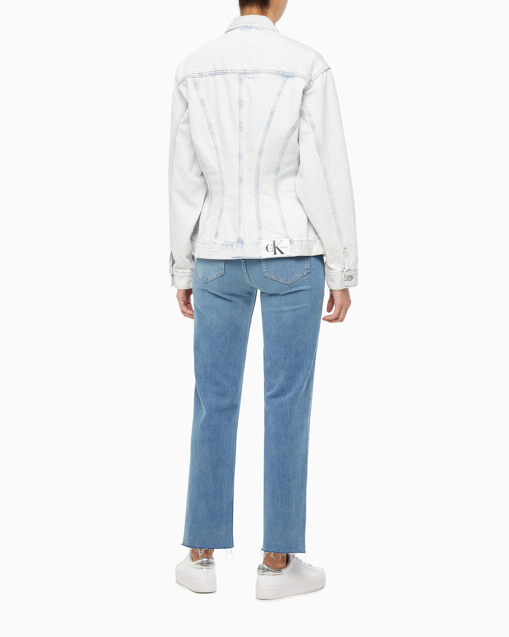 Buy 여성 오버사이즈핏 코르셋 데님 재킷 in color 028A CHALKY BLU