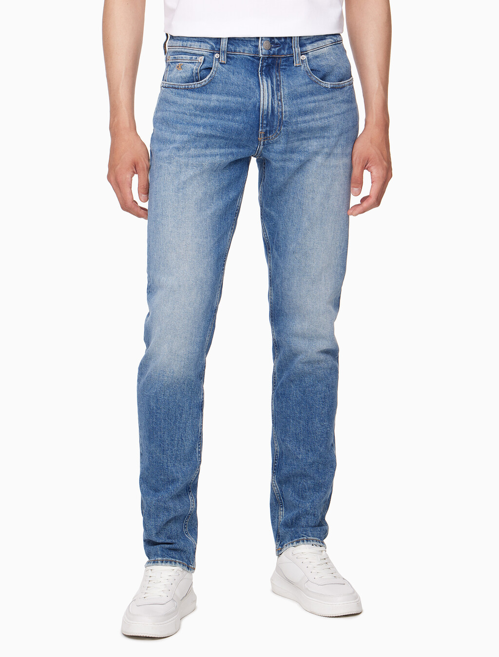 Buy 남성 어센틱 스트레이트핏 미드블루 이탈리안 데님 in color MID BLUE BACK EMBRO