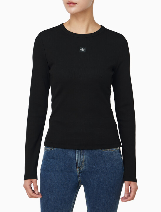 여성 우븐라벨 크루넥 롱슬리브 탑