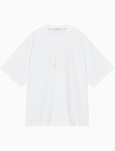 Buy 남성 릴렉스핏 스몰 로고 반팔 티셔츠 in color BRIGHT WHITE