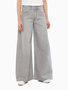 Buy 여성 로우라이즈 루즈핏  그레이  데님 in color GREY STEPPED RELEASE HEM