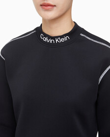 Buy 여성 크롭 스웻셔츠 in color BLACK