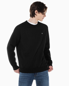 Buy 남성 레귤러핏 CK 뱃지 로고 기모 스웨트셔츠 in color CK BLACK